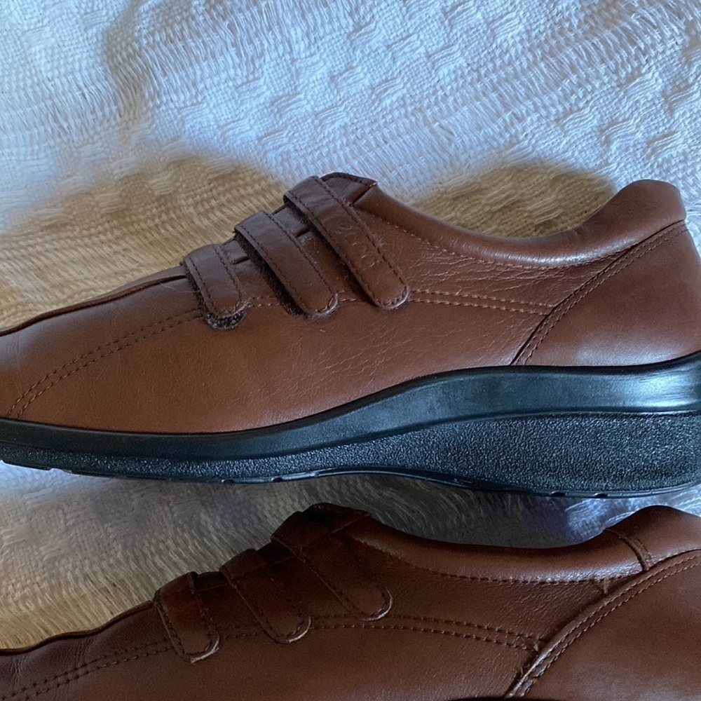 Ecco Leather Loafers with Triple Velcro Strap EU 41 US 8.5 - Picture 6 of 10